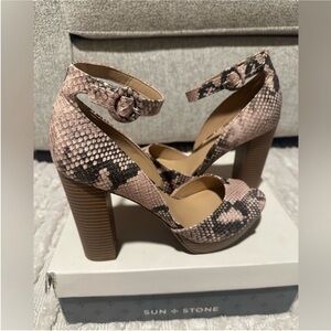 New Sun + Stone Snakeskin Peep Toe Platform Heel, Size 8